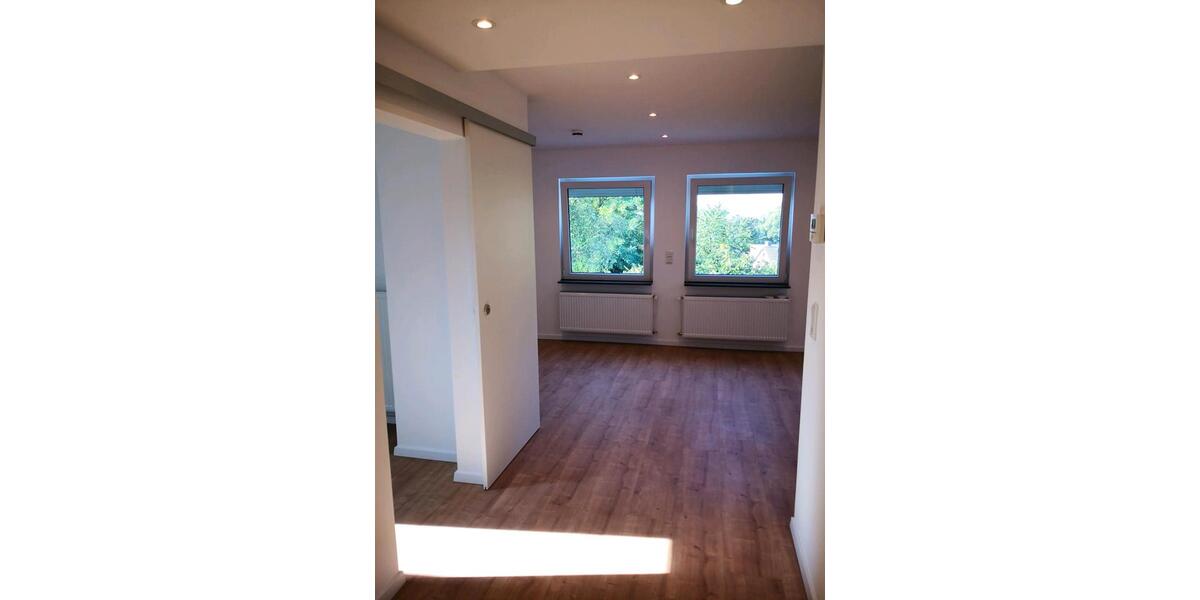Dachgeschoßwohnung Mülheim an der Ruhr Dümpten - 1.5 Zimmer, 51 m&sup2;, 150.000&euro; | Angebot:27096044