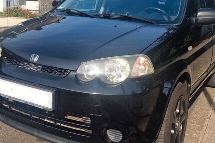 Honda HR-V 203.000 km 2.800 € Düsseldorf 40472