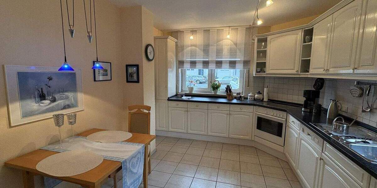 Etagenwohnung Moers Schwafheim - 3 Zimmer, 92 m&sup2;, 320.000&euro; | Angebot:25668377