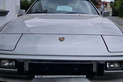 Porsche 924