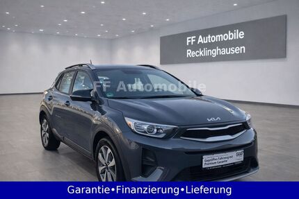 Kia Stonic 14.590 km 14.300 &euro; Recklinghausen 45661