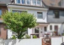 Haus zum Kaufen in Oberhausen 430.000 € 190 m²