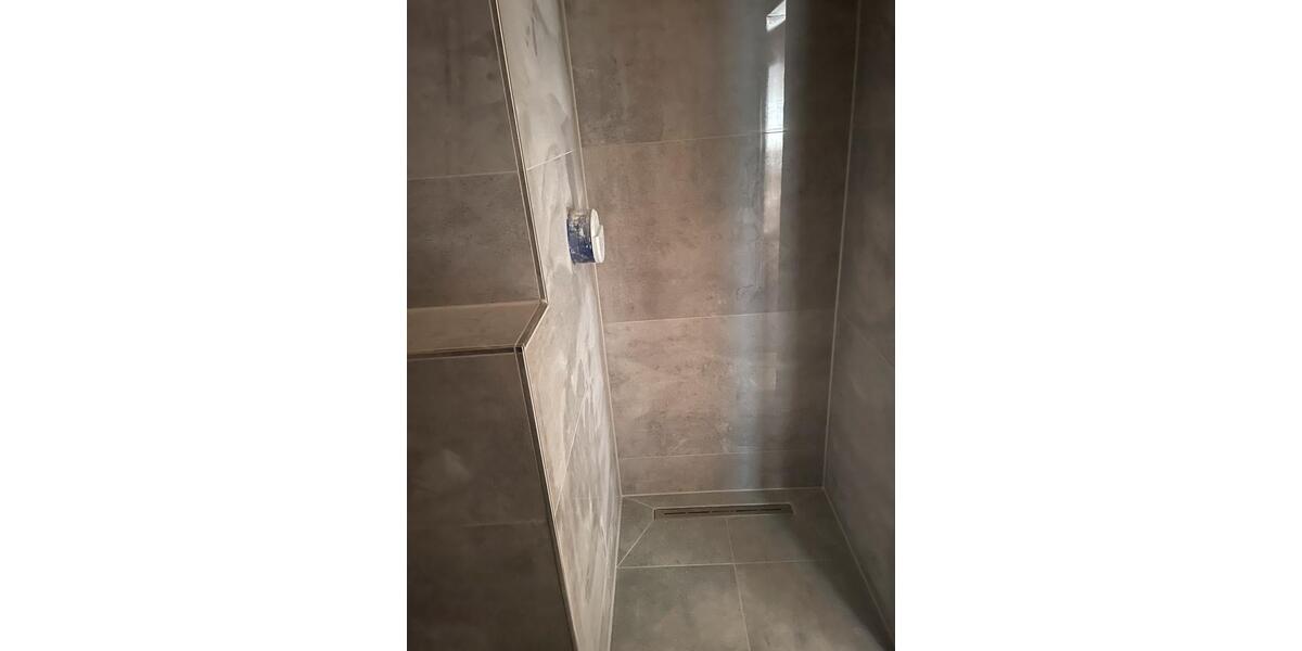 Kernsaniertes Einfamilien-Endhaus mit Garage 7 zimmer