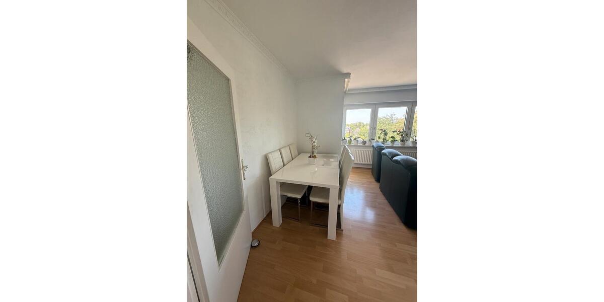 Etagenwohnung Mülheim an der Ruhr - 4 Zimmer, 67 m&sup2;, 120.000&euro; | Angebot:26977247