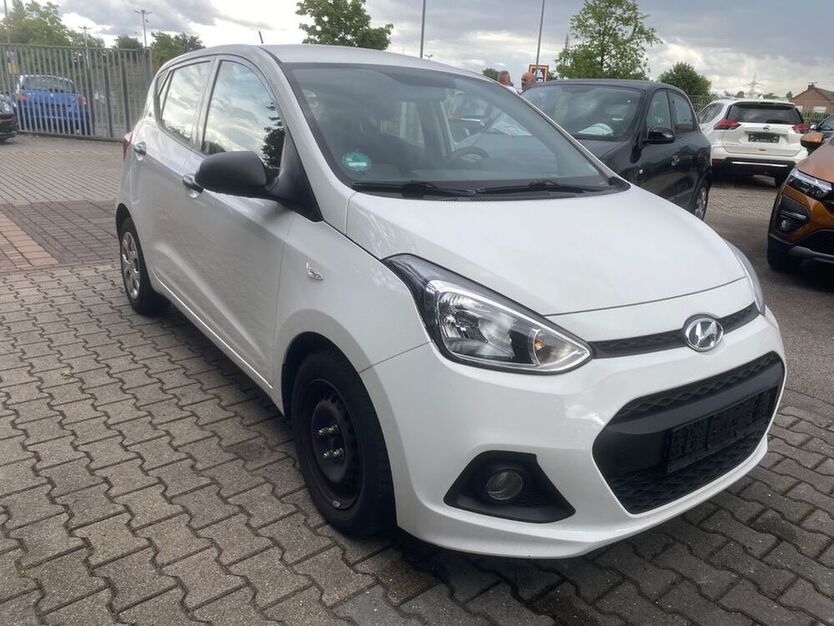 i10