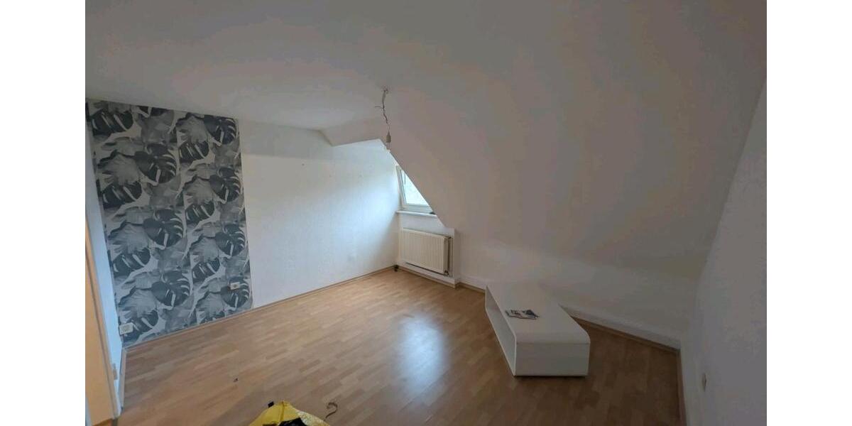Dachgeschoßwohnung Gladbeck - 3 Zimmer, 47 m&sup2;, 457&euro; | Angebot:26311929