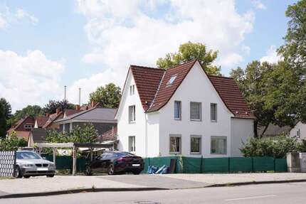 Haus zum Kaufen in Gelsenkirchen Hassel 459.000 € 179 m²