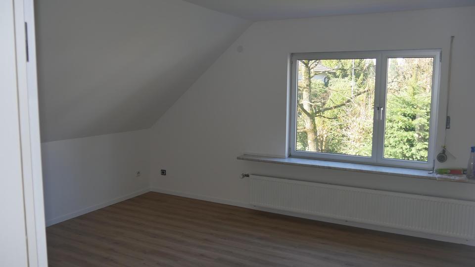 Einfamilienhaus Ratingen Homberg - 6.5 Zimmer, 145 m&sup2;, 2.025&euro; | Angebot:26162644