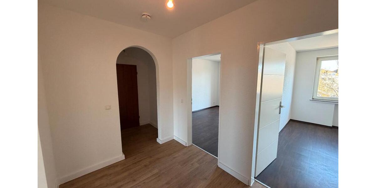 Etagenwohnung Gelsenkirchen Ückendorf - 3 Zimmer, 81 m&sup2;, 730&euro; | Angebot:26060278