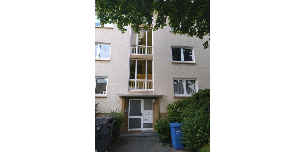 Dachgeschoßwohnung Essen Stadtbezirk II - 3 Zimmer, 65 m&sup2;, 920&euro; | Angebot:26312977