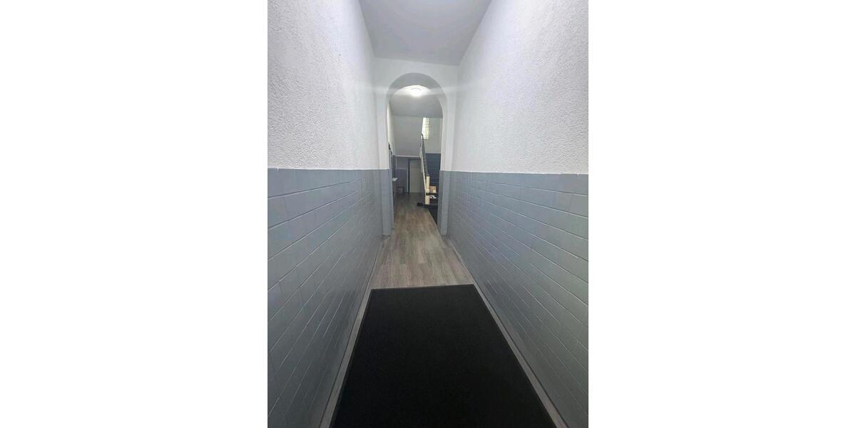 Mehrfamilienhaus, Wohnhaus Duisburg Hamborn - 10 Zimmer, 245 m&sup2;, 350.000&euro; | Angebot:25625233