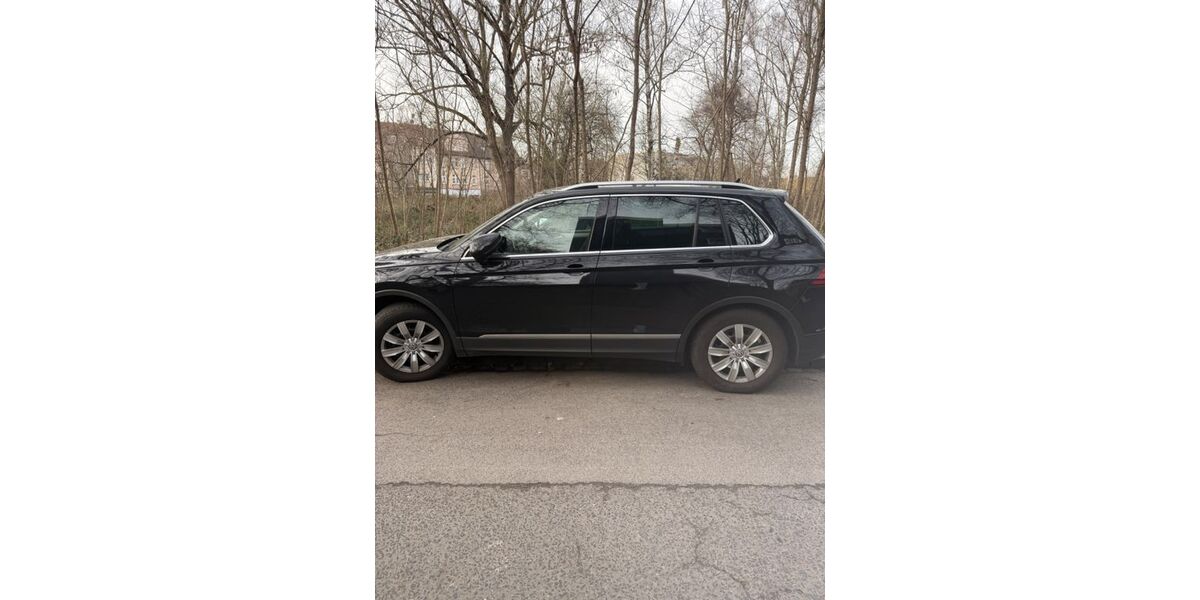 VW Tiguan 115.000 km 17.000 &euro; Duisburg 47167