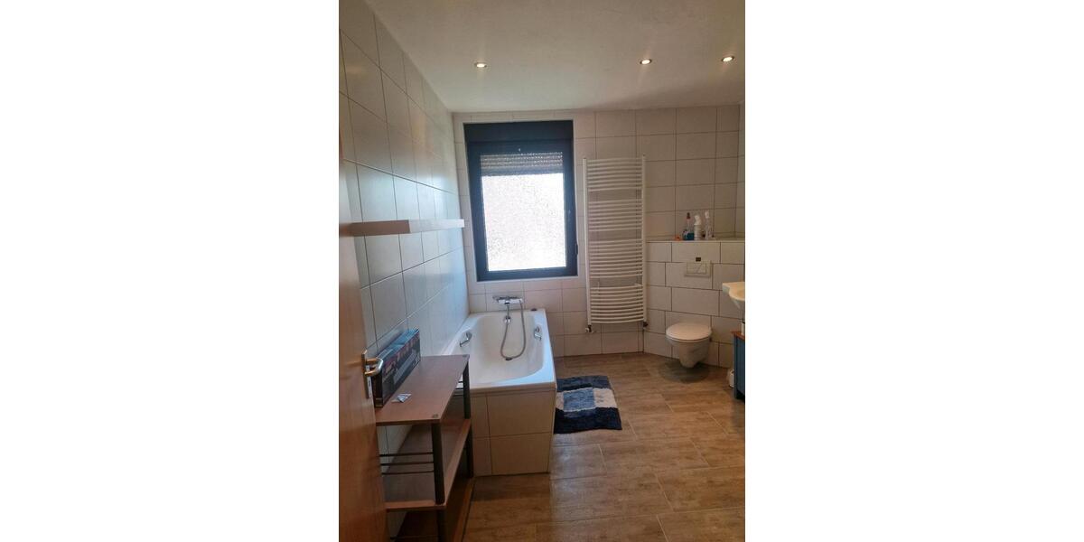Etagenwohnung Recklinghausen Hillerheide - 4.5 Zimmer, 101 m&sup2;, 1.500&euro; | Angebot:26380572