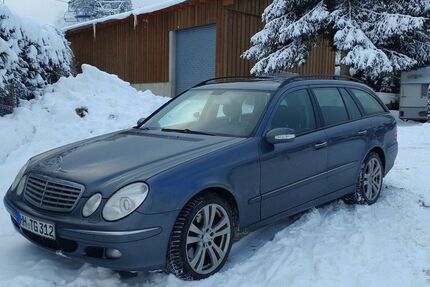 Mercedes-Benz E 500 324.524 km 5.850 &euro; Alpen 46519