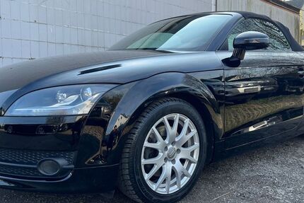 Audi TT 110.000 km 7.900 &euro; essen 45359