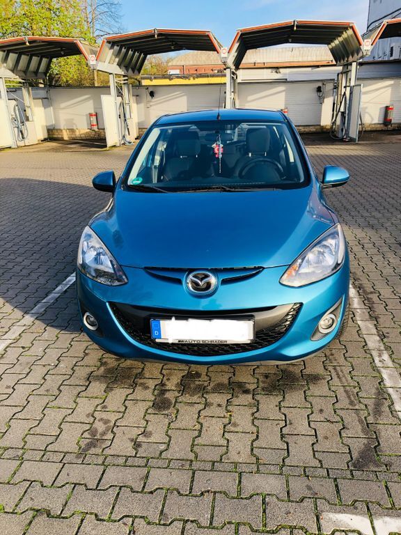 Mazda 2 76.855 km 5.499 € Essen 45276