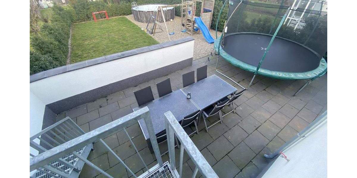 Doppelhaushälfte Duisburg Huckingen - 7 Zimmer, 120 m&sup2;, 599.000&euro; | Angebot:25087157