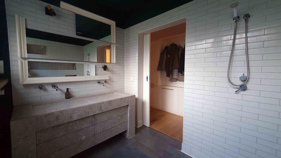 Bungalow Voerde (Niederrhein) - 4 Zimmer, 140 m&sup2;, 500.000&euro; | Angebot:27081090