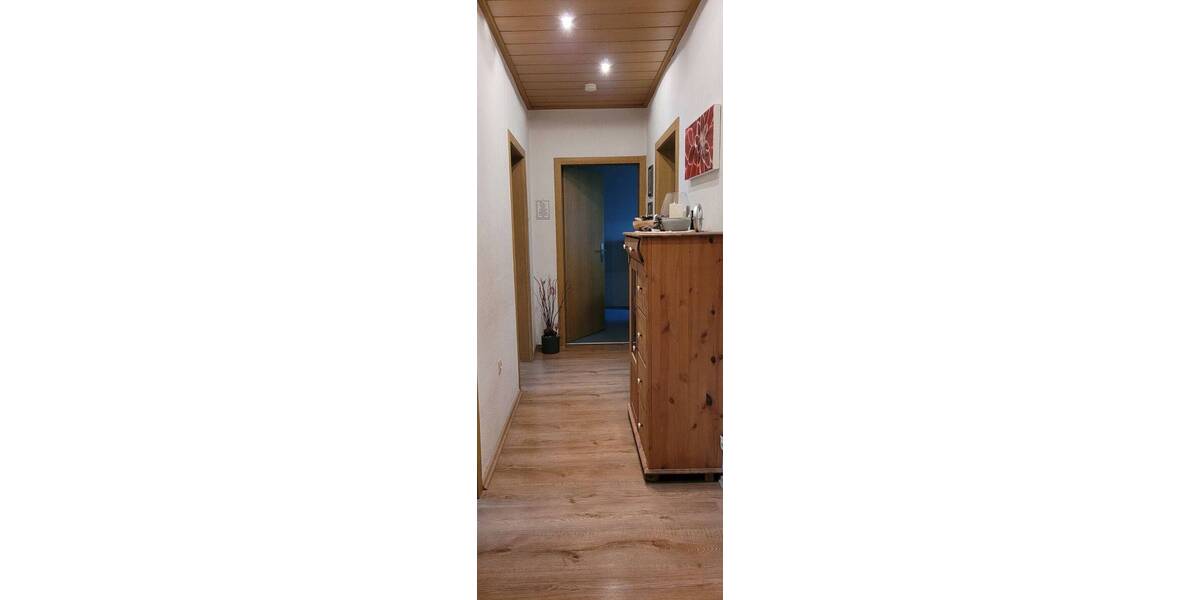 Familienfreundliche 4-Zimmerwohnung........Paketverkauf zusammen mit der Wohnung im EG 4 zimmer