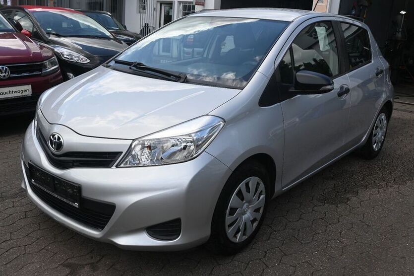 Yaris