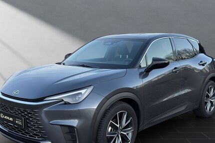 Lexus LBX 7.759 km 32.450 &euro; Wesel 46485