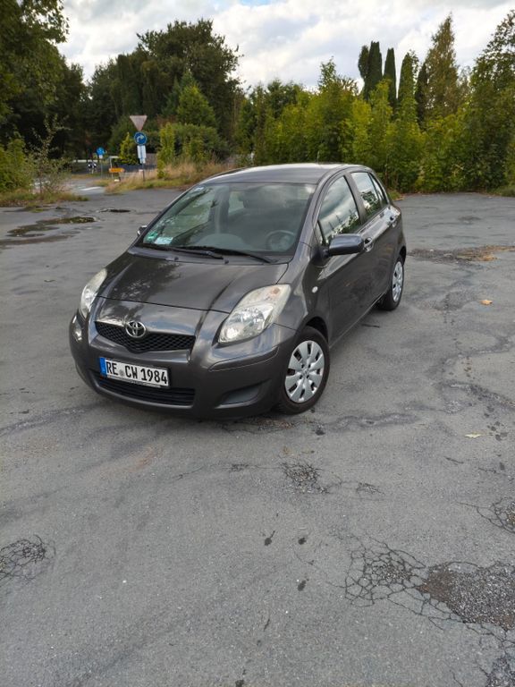 Yaris