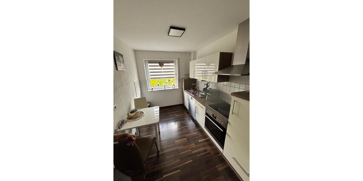 Etagenwohnung Dinslaken - 4.5 Zimmer, 101 m&sup2;, 1.250&euro; | Angebot:26322213