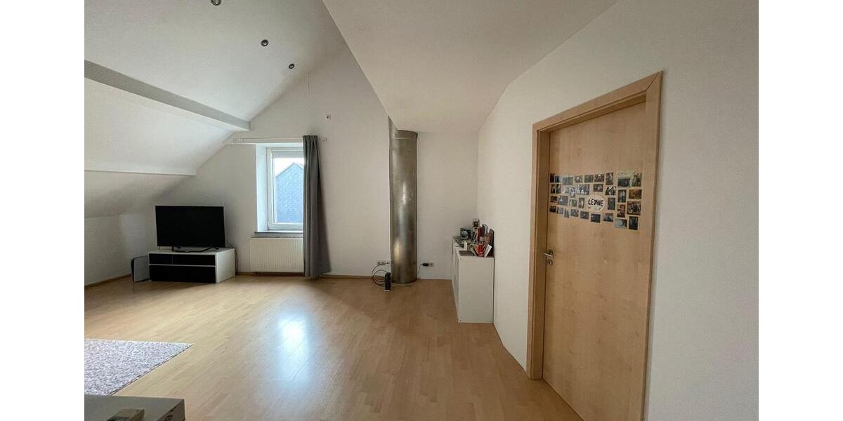 Dachgeschoßwohnung Bochum Bochum-Südwest - 3 Zimmer, 89 m&sup2;, 795&euro; | Angebot:26297058