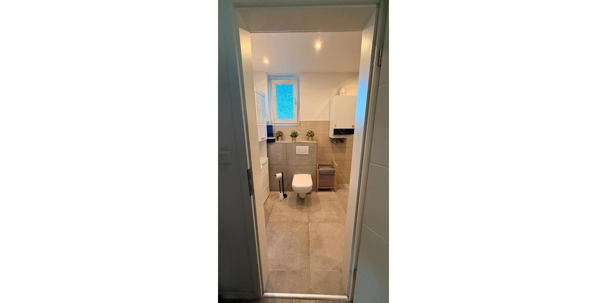 Schöne renovierte 2-Zimmer Wohnung zu vermieten. 2 zimmer