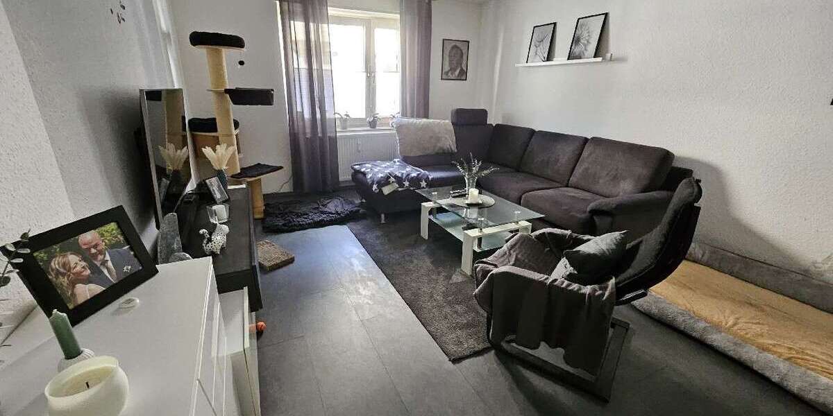 Etagenwohnung Essen Stadtbezirk III - 2 Zimmer, 65 m&sup2;, 585&euro; | Angebot:26874134