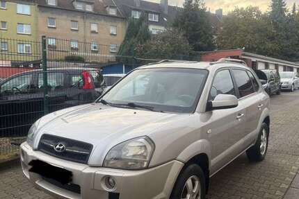 Hyundai TUCSON 221.000 km 3.000 &euro; Essen 45143