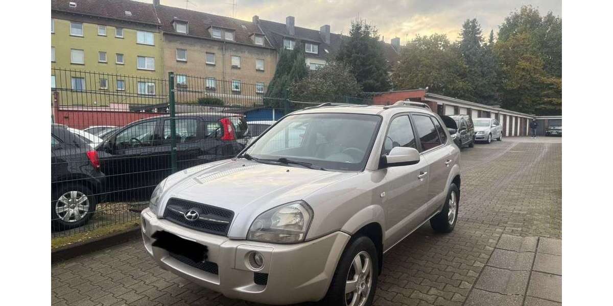 Hyundai TUCSON 221.000 km 3.000 &euro; Essen 45143