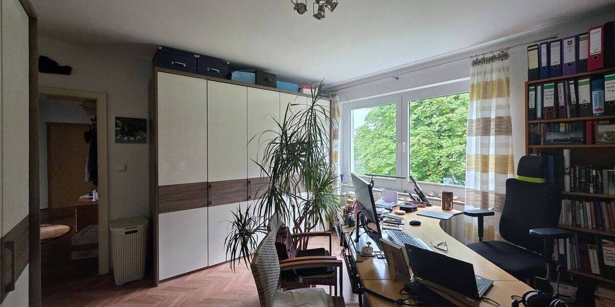 Großzügig geschnittene Wohnung in Velbert Neviges 3 zimmer