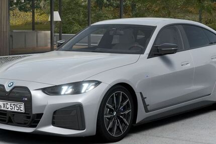 BMW i4 29.526 km 54.650 &euro; Mülheim 45472
