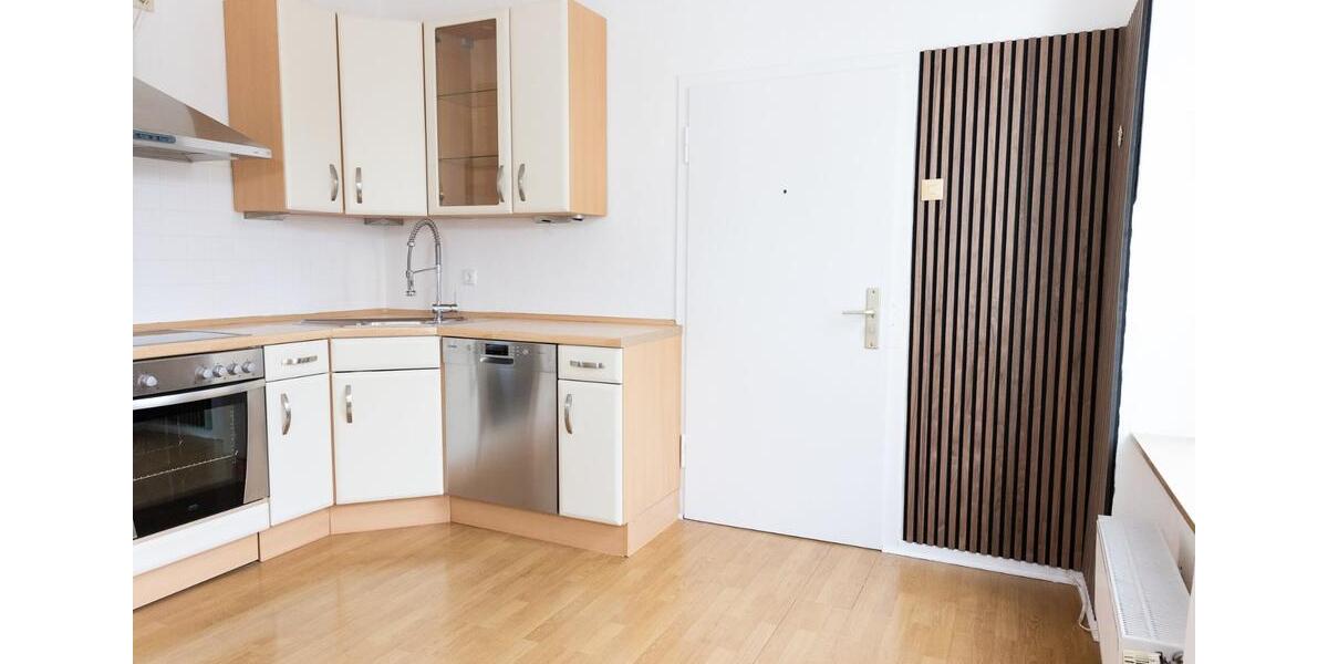 2 12 Zimmer Wohnung zu vermieten zentral gelegen stadtnah 2.5 zimmer