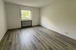 Etagenwohnung Dinslaken Bruch - 6 Zimmer, 152 m&sup2;, 311.000&euro; | Angebot:26128571
