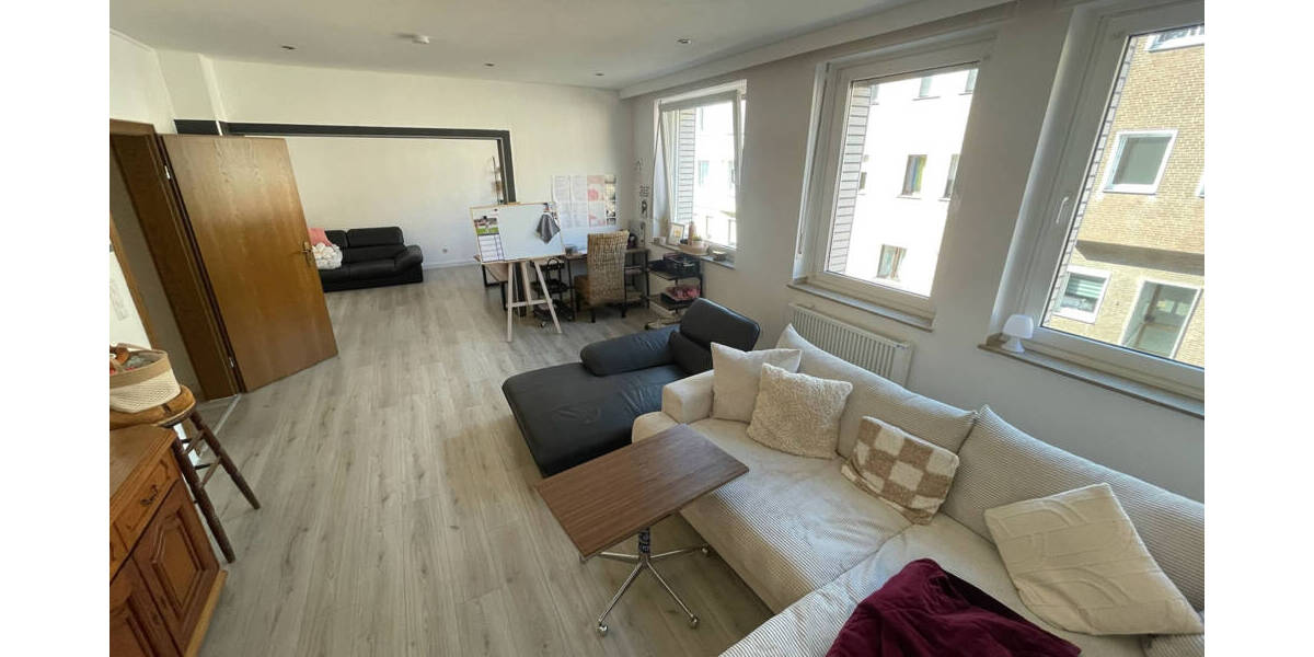 Etagenwohnung Gelsenkirchen Buer - 4 Zimmer, 101 m&sup2;, 760&euro; | Angebot:26502926