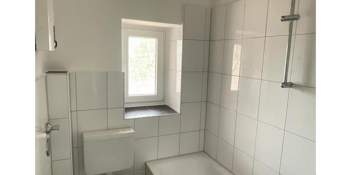 Etagenwohnung Duisburg Duisburg-Mitte - 2 Zimmer, 61 m&sup2;, 499&euro; | Angebot:26125162