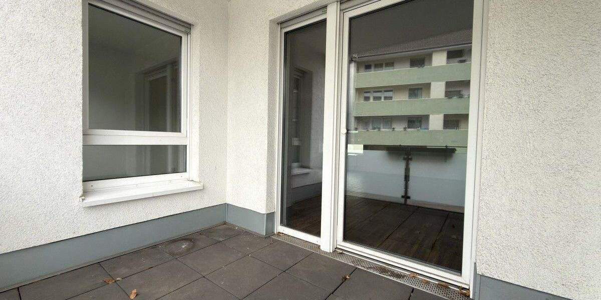 Hochwertige moderne Traumwohnung! Terrasse! Erdgeschoss! 3 zimmer
