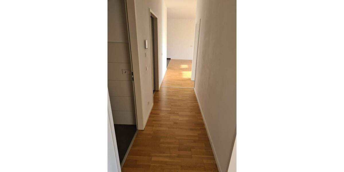 Etagenwohnung Moers Moers-Mitte - 3 Zimmer, 94 m&sup2;, 999&euro; | Angebot:24802682