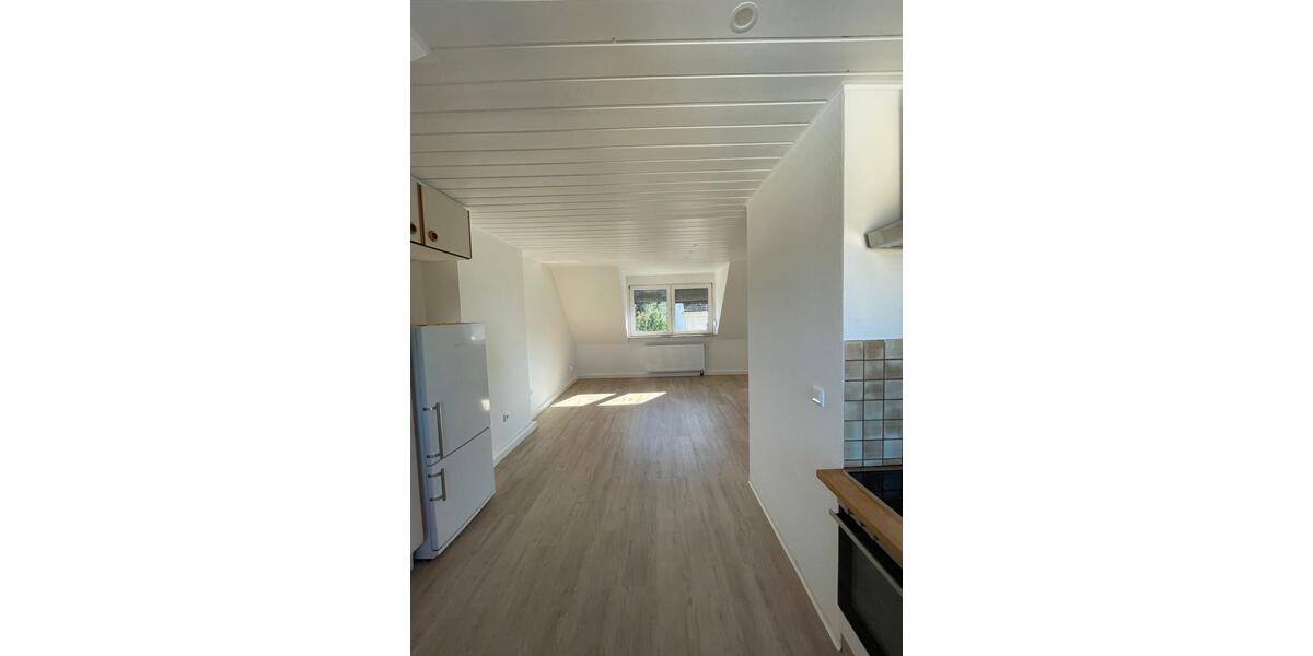 Dachgeschoßwohnung Essen Stadtbezirk VII - 2 Zimmer, 62 m&sup2;, 600&euro; | Angebot:26350508