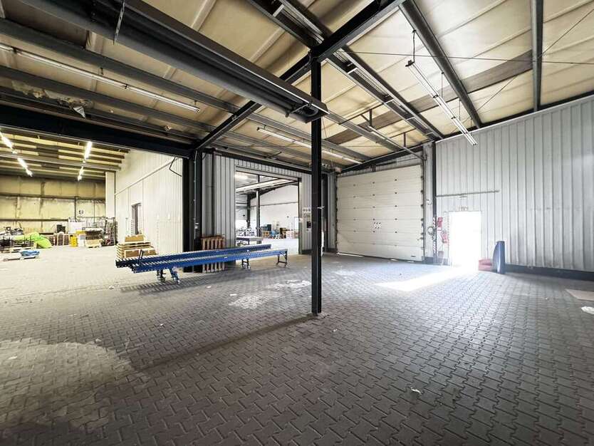 Halle in Essen 1.850.000 € 692.6 m² zimmer