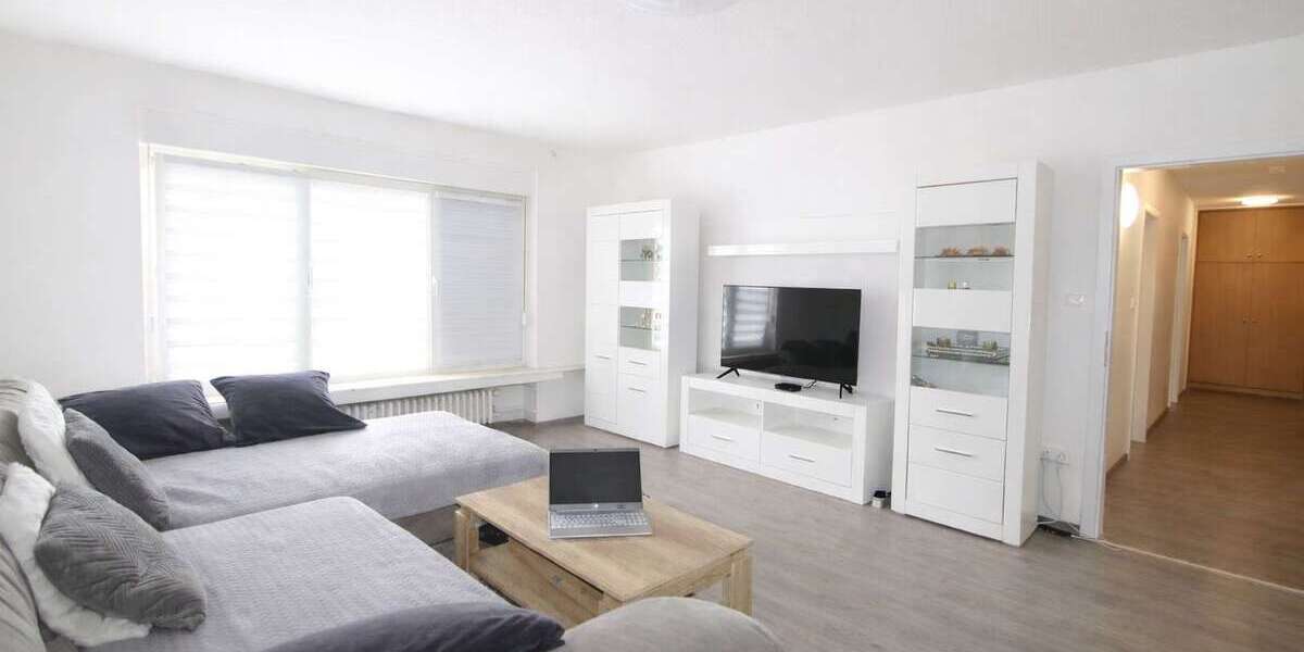 Etagenwohnung Oberhausen Neue Mitte - 4 Zimmer, 98 m&sup2;, 1.300&euro; | Angebot:25336941