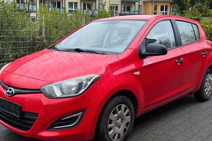 Hyundai i20 100.000 km 3.690 &euro; Herne (NRW) 44628