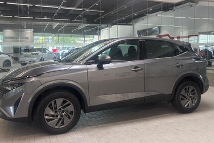 Nissan Qashqai 15.852 km 24.980 &euro; Duisburg 47167