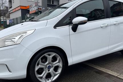 Ford B-Max 147.481 km 7.400 &euro; Gelsenkirchen 45899