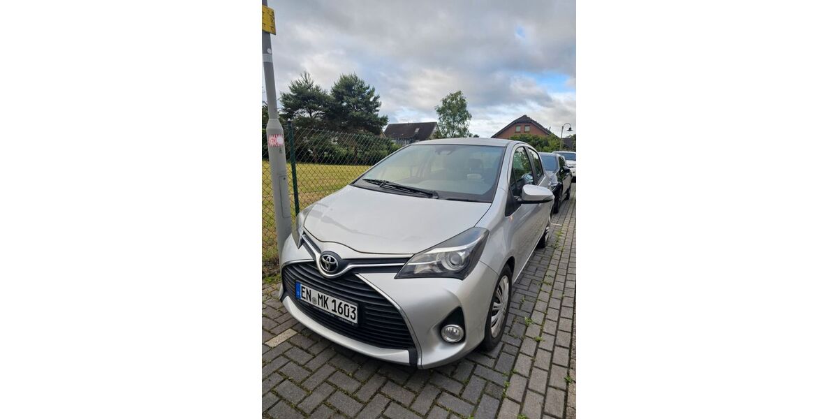 Toyota Yaris 123.000 km 7.950 &euro; Ratingen 40885