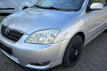 Toyota Corolla 179.898 km 1.990 &euro; Essen 45356