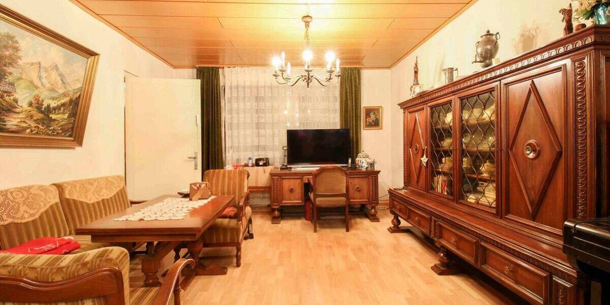 Mehrfamilienhaus, Wohnhaus Bochum Laer - 6 Zimmer, 211 m&sup2;, 320.000&euro; | Angebot:26344649