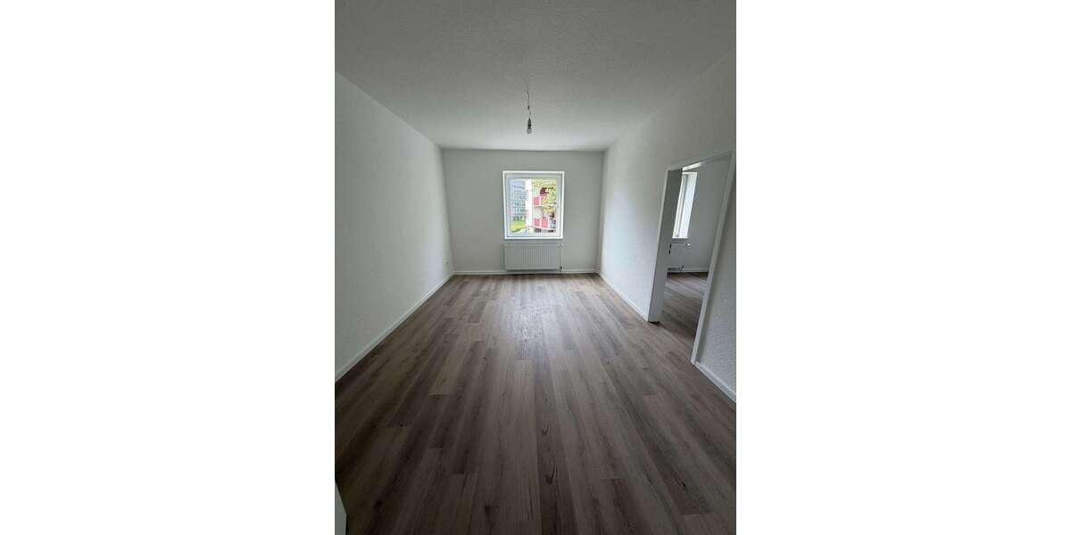 Etagenwohnung Duisburg Duisburg-Mitte - 2 Zimmer, 78 m&sup2;, 560&euro; | Angebot:27056791